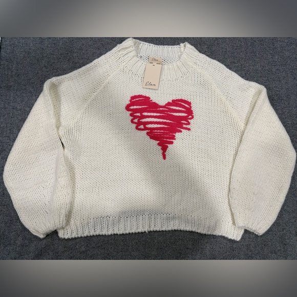 Elan Heart Crewneck Sweater | size: L - Picture 2 of 7
